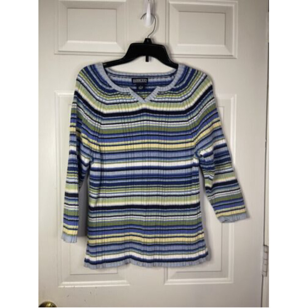Lands end sweater v neck striped Pullover sweater.‎  Size Large